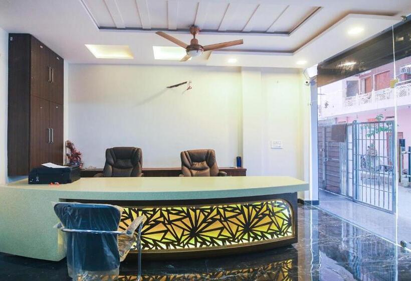 هتل Oyo 49285 New Property