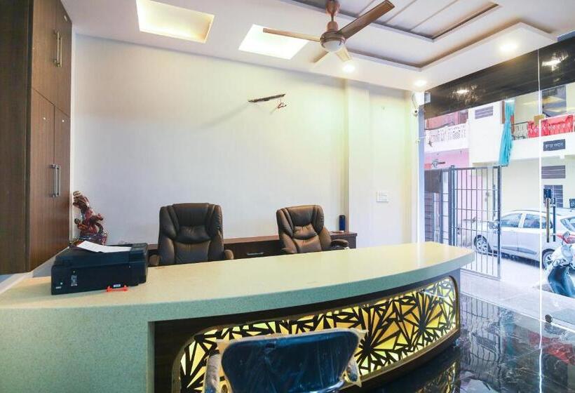 هتل Oyo 49285 New Property