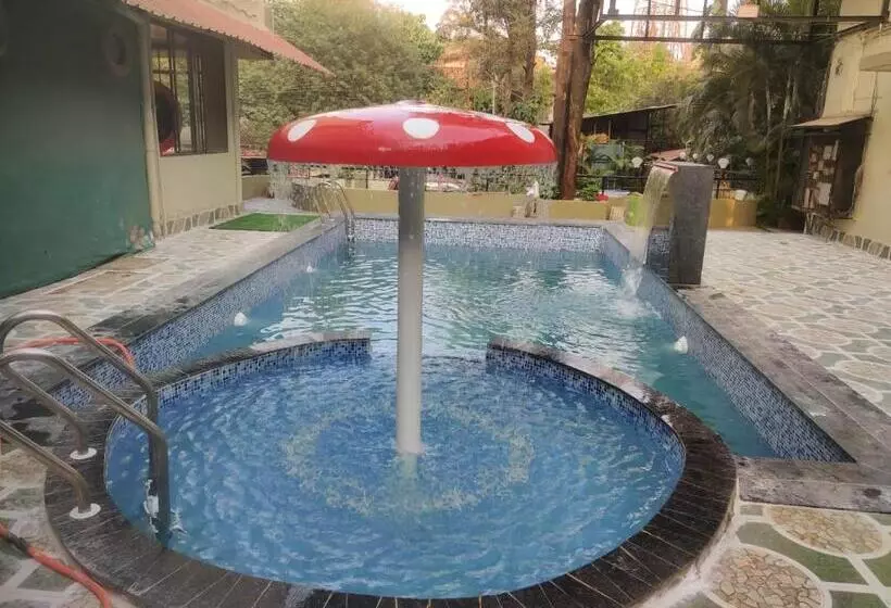 ホテル Rajdhani Resort Lonavala