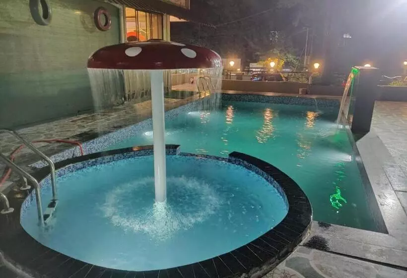 ホテル Rajdhani Resort Lonavala