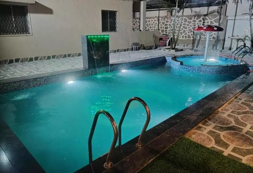 ホテル Rajdhani Resort Lonavala