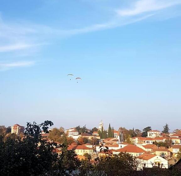 پانسیون Guest House Jangulashvili