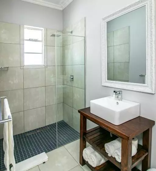 Majatalo Victorian Square Guesthouse