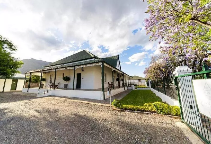 Majatalo Victorian Square Guesthouse