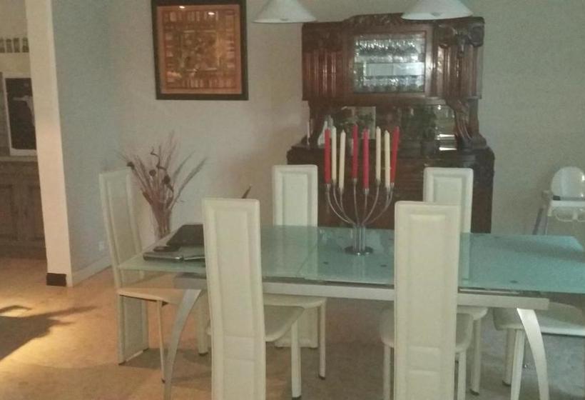 צימר Beau Mas Provençal Avec Piscine