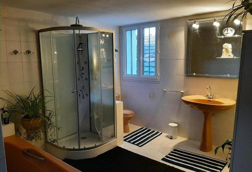 צימר Beau Mas Provençal Avec Piscine