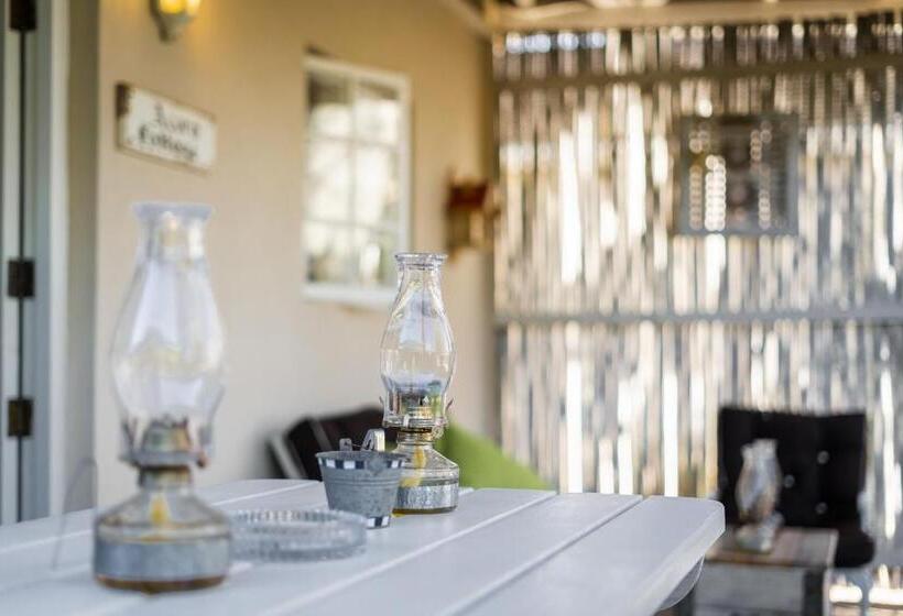 فندق Belfield Wines And Farm Cottages