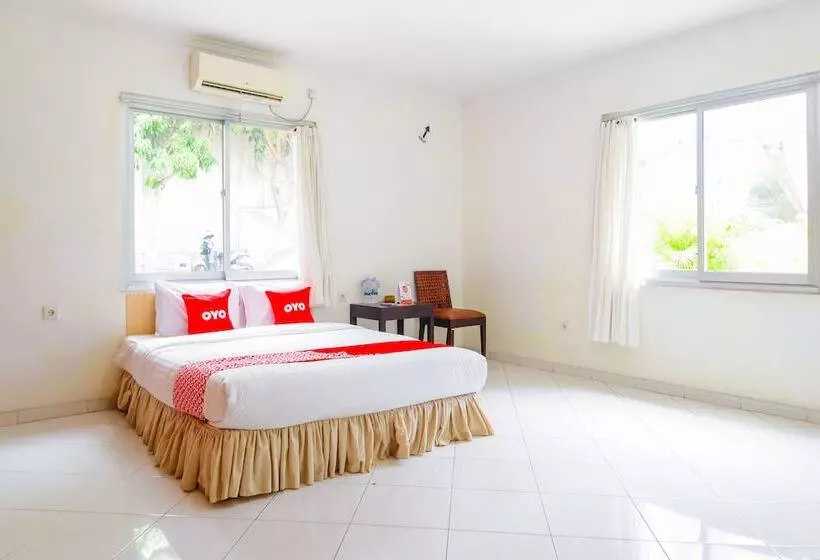 ホテル Reddoorz Syariah Near Ragunan Zoo 3