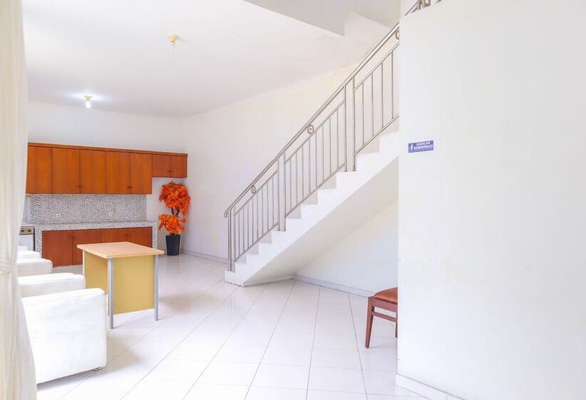 فندق Reddoorz Syariah Near Ragunan Zoo 3