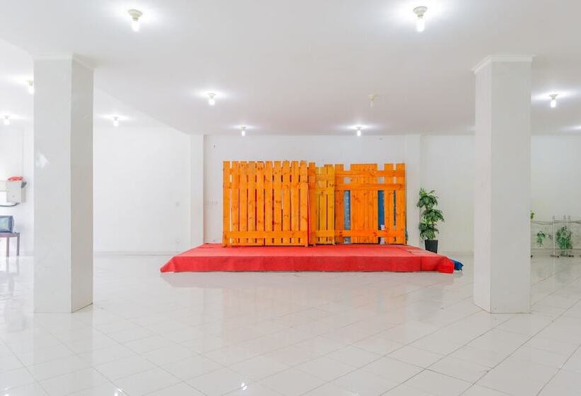 فندق Reddoorz Syariah Near Ragunan Zoo 3