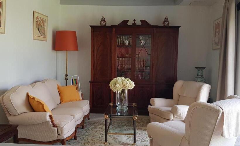 פנסיון Bidachuna