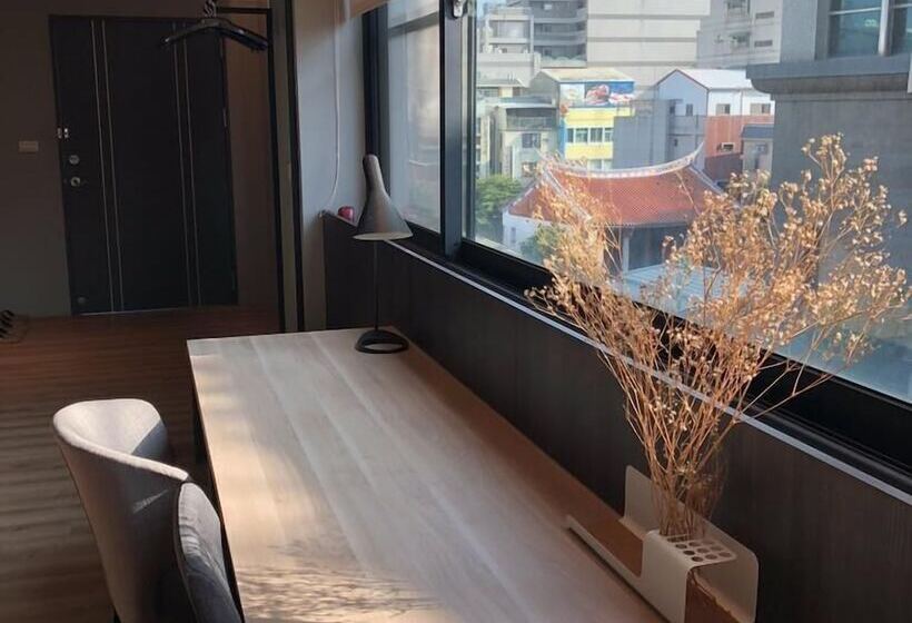 پانسیون Lea's Apartment A