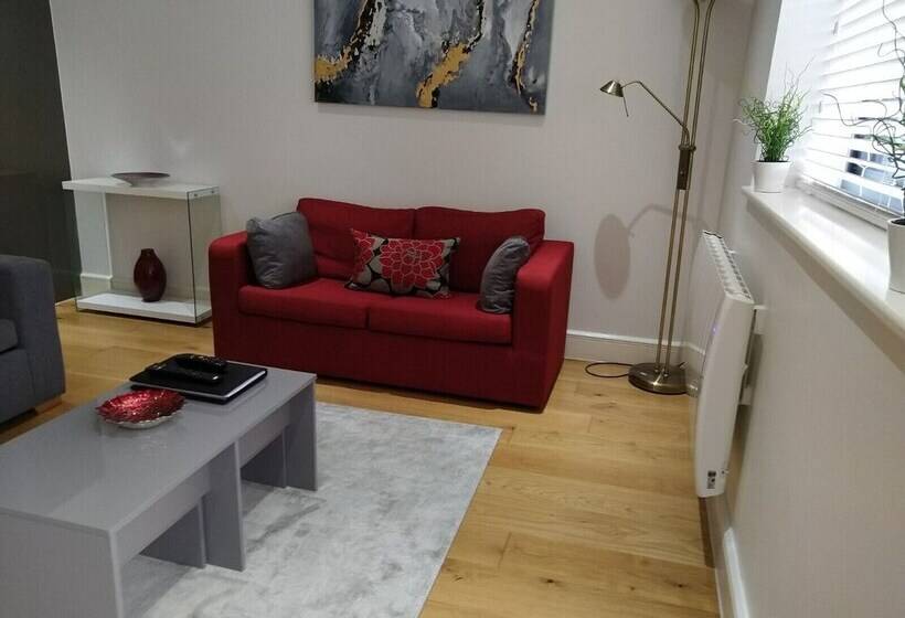 Riis Apartments Camberley