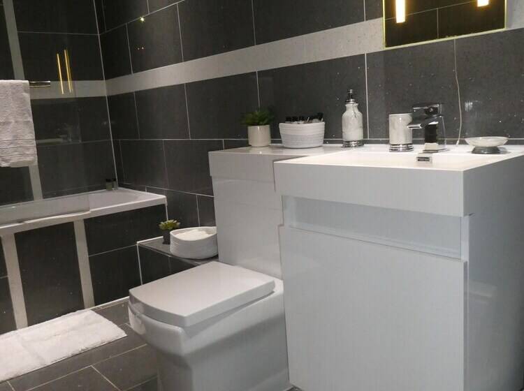 Riis Apartments Camberley