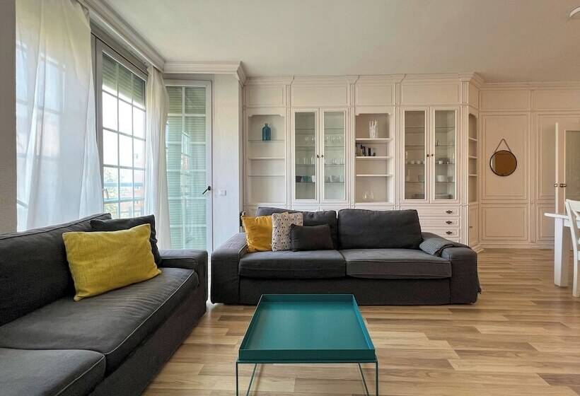 Stay U Nique Apartments Sardenya Ii