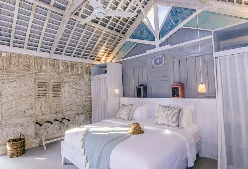 تختخواب و صبحانه The Garden Shacks At Sandy Bay