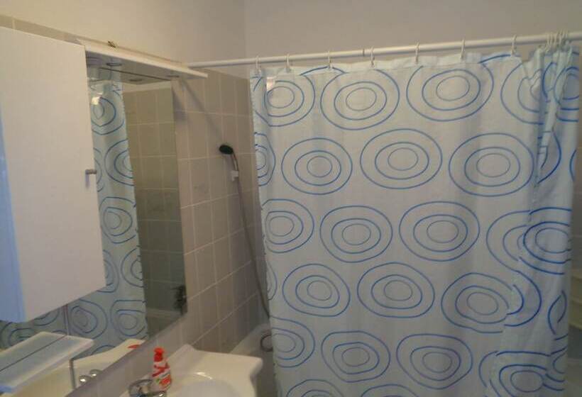 Gorgeous Tone Apartment