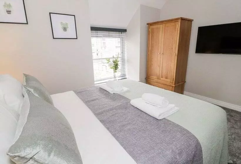 Hostelli The Blue Lion