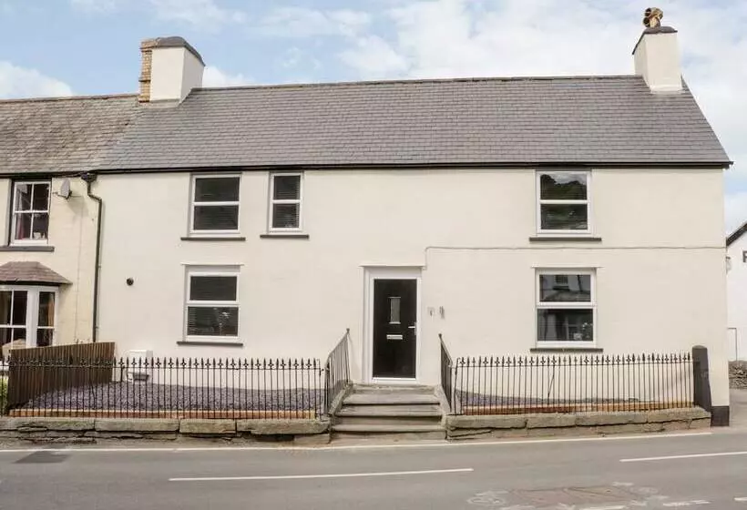 Hostelli The Blue Lion