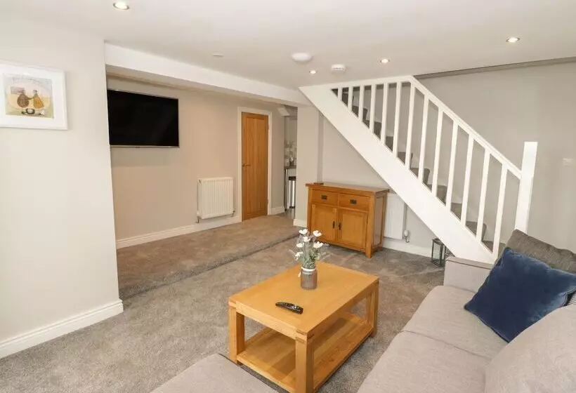 Hostelli The Blue Lion