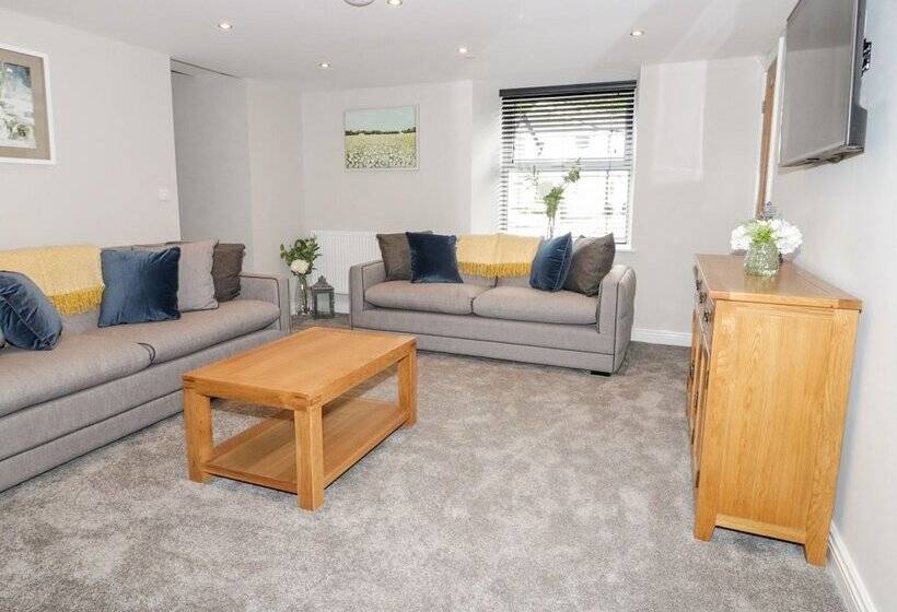 여관 The Blue Lion