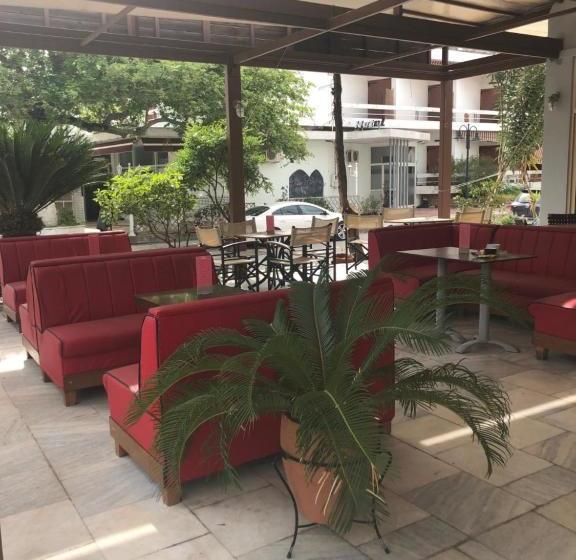 בית מלון כפרי Kypreos