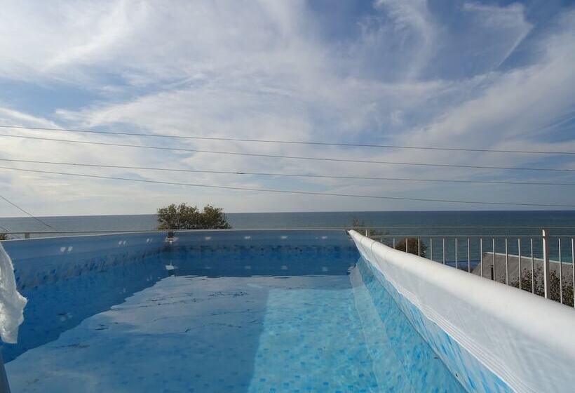 هتل Villa Terrasa