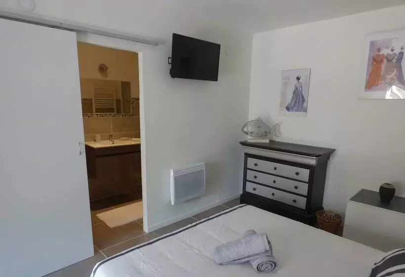 Mas Maurane Chambre D Hôte Avec Spa Privé Aux Portes D Arles