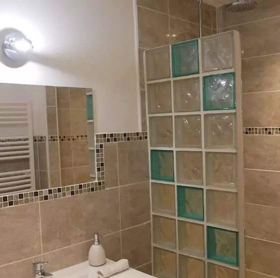 Mas Maurane Chambre D Hôte Avec Spa Privé Aux Portes D Arles