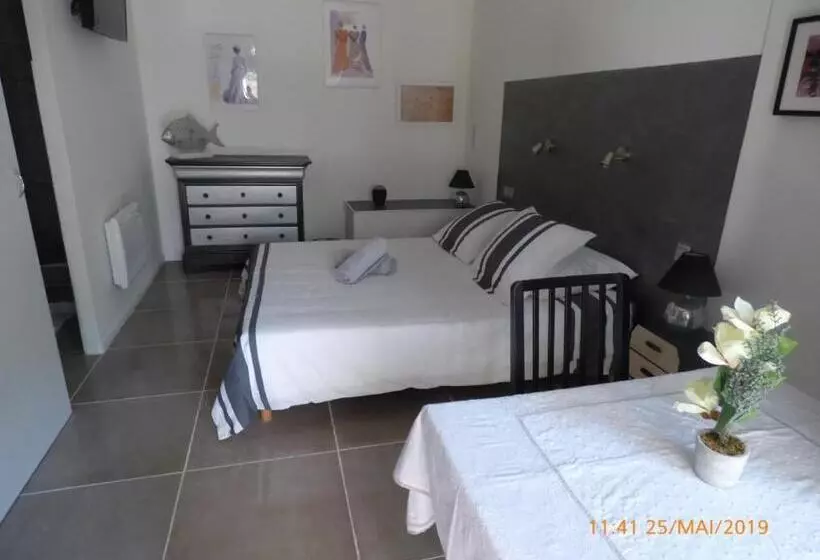 Mas Maurane Chambre D Hôte Avec Spa Privé Aux Portes D Arles