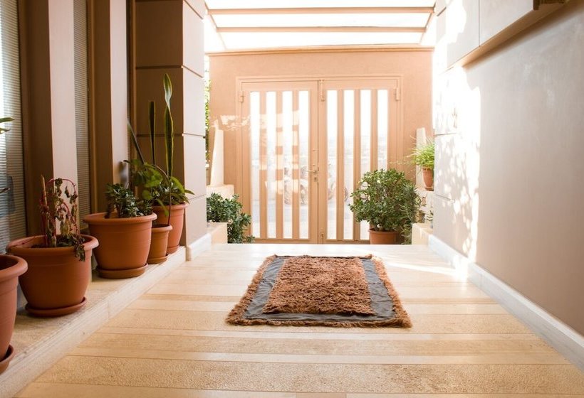 Penthouse City Apartment