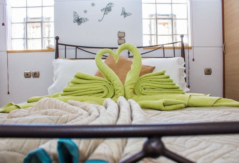 Penthouse City Apartment