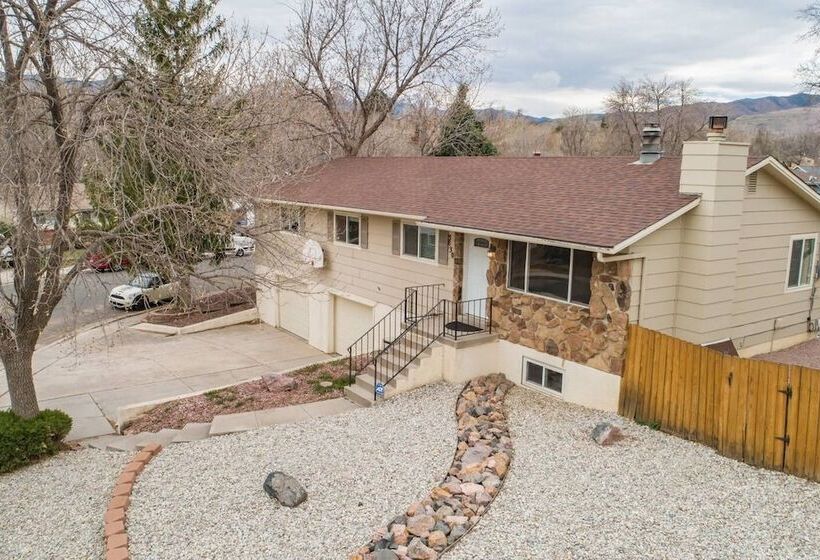 4br Dog Friendlygarden Of The Godsbbq Grill!