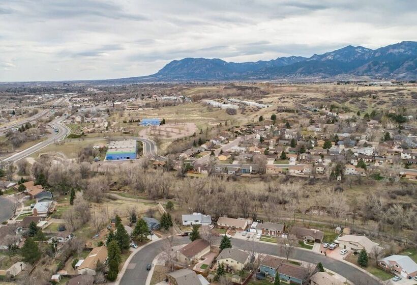 4br Dog Friendlygarden Of The Godsbbq Grill!