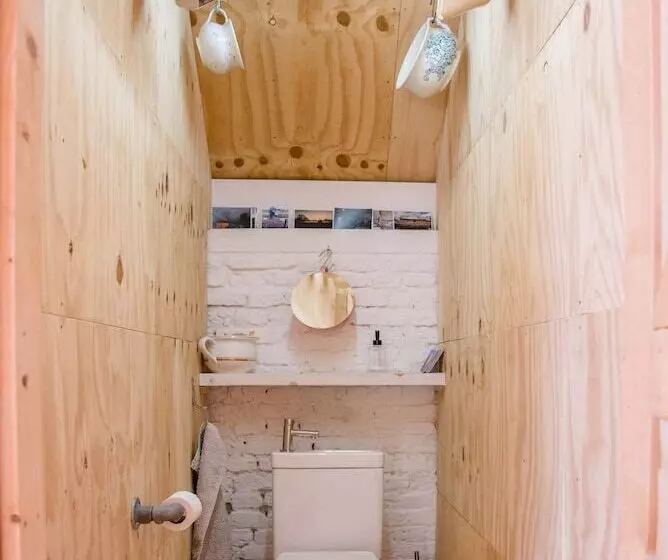 Abbey Shepherds Hut, Eye