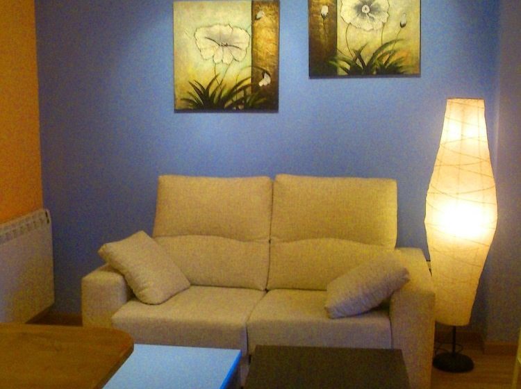 Apartamentos La Panerona