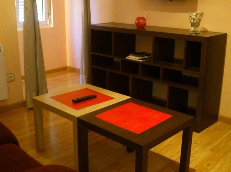 Apartamentos La Panerona