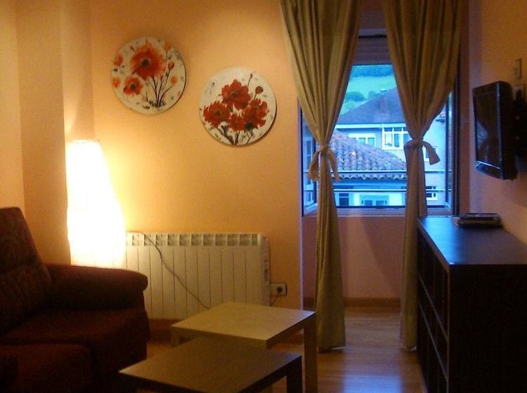 Apartamentos La Panerona