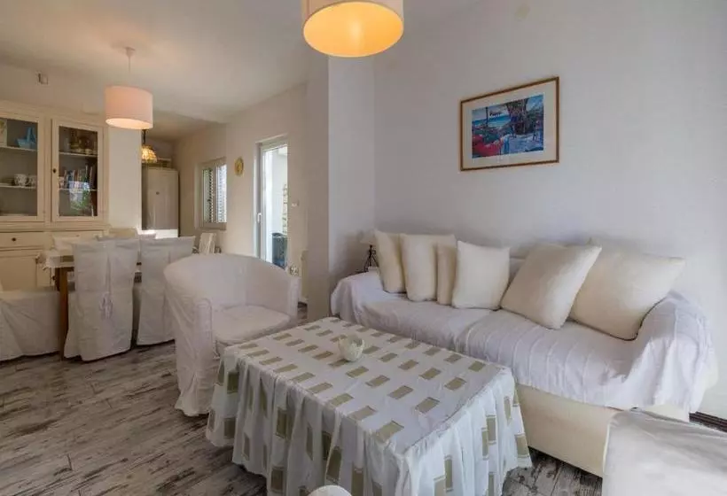 Apartments Jadry