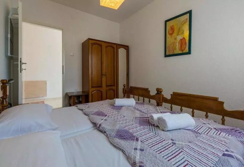 Apartments Jadry