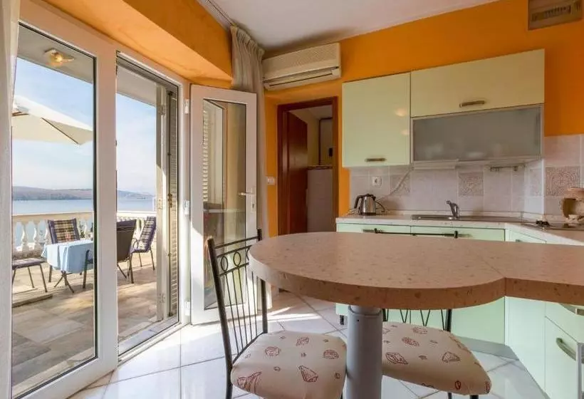 Apartments Jadry