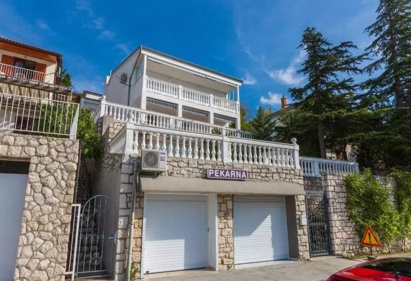 Apartments Jadry