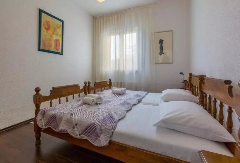 Apartments Jadry