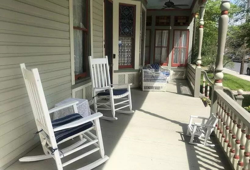 Gillis Grier Bed & Breakfast