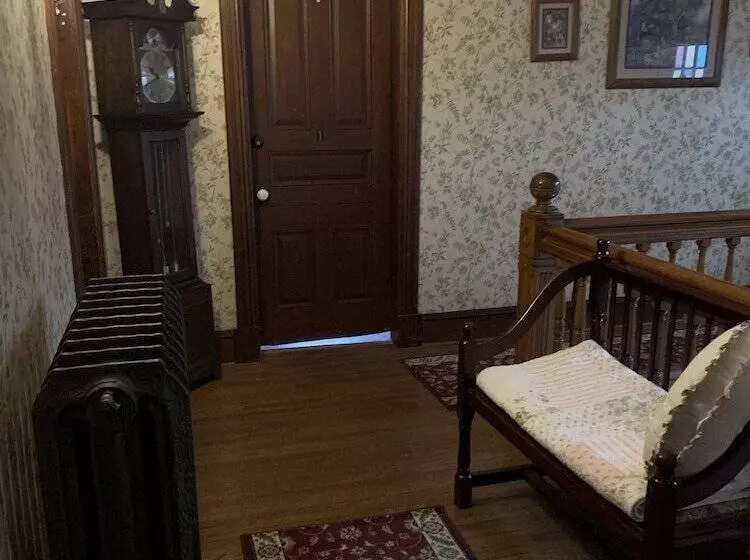 Gillis Grier Bed & Breakfast