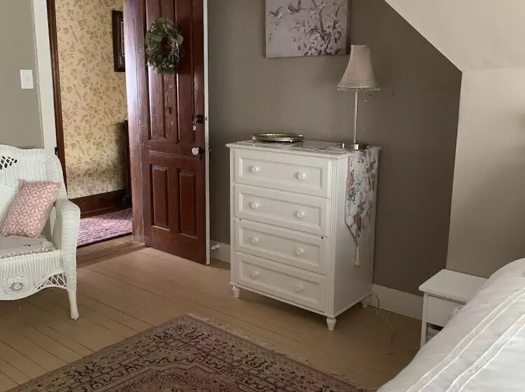 Gillis Grier Bed & Breakfast