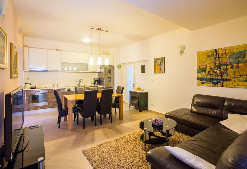 Hedera Estate, Hedera A3