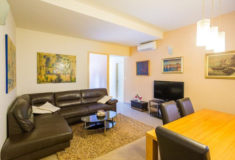 Hedera Estate, Hedera A3