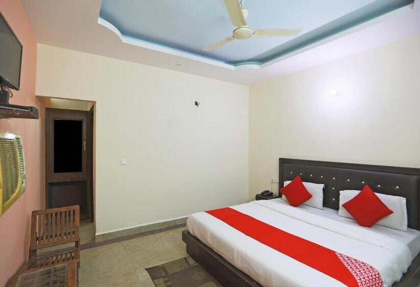 O Ashoka Inn Hotel Near Botanical Garden