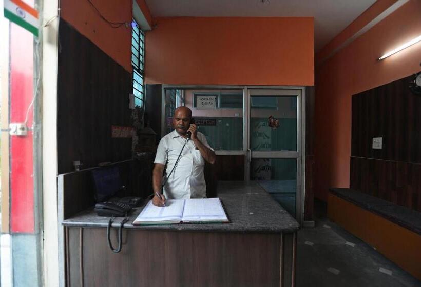 O Ashoka Inn Hotel Near Botanical Garden